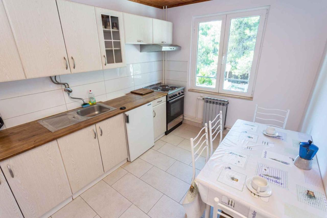 Mali Losinj Apartment 8 Exterior photo